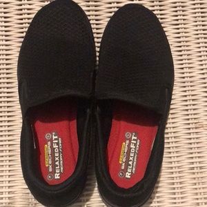 Used size 71/2 Skechers work shoes